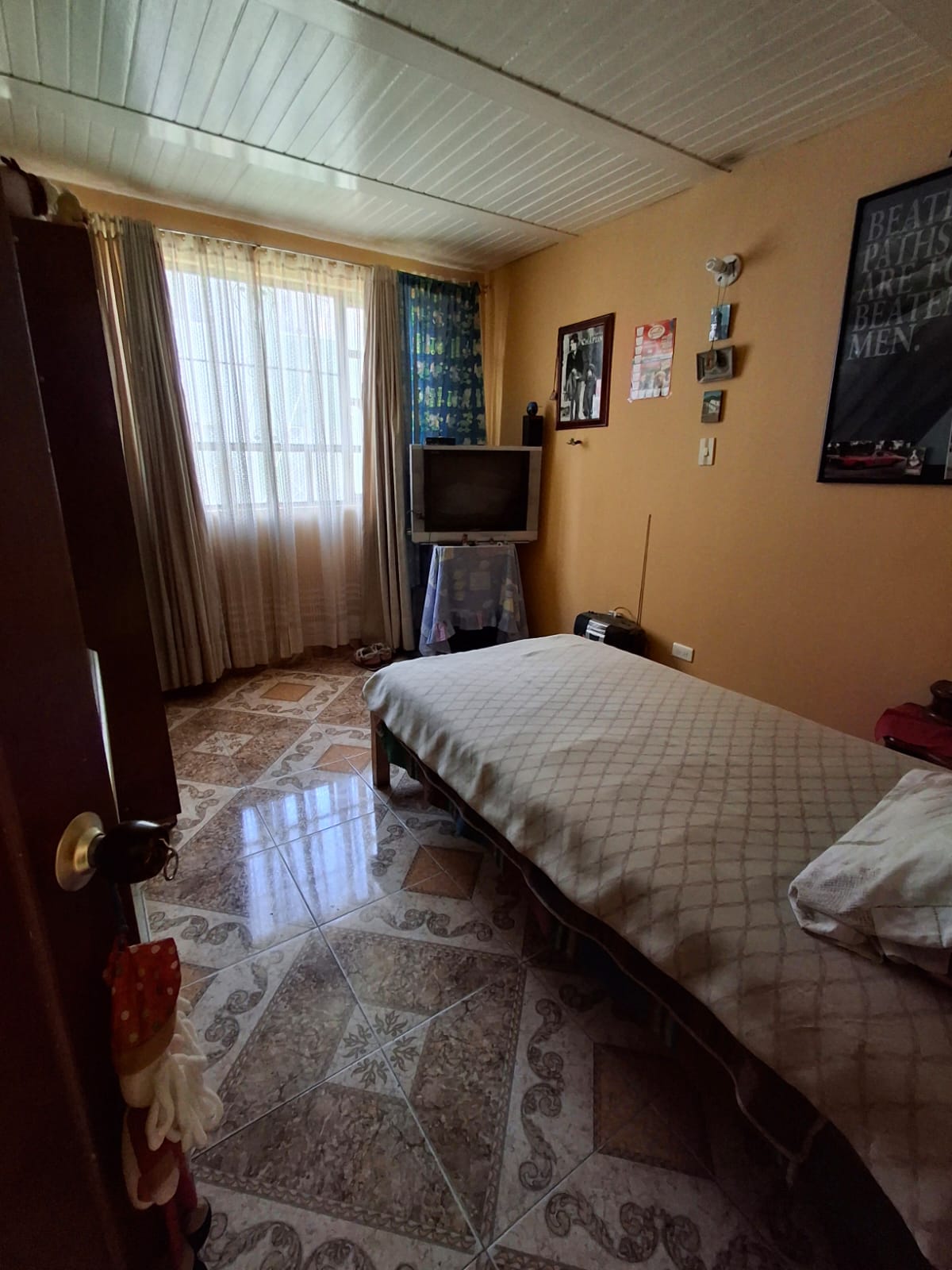 SE VENDE CASA EN PEÑON DEL CORTIJO - CIUDAD BOLIVAR - Imagen 11