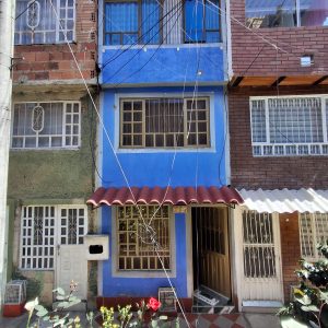 SE VENDE CASA EN PEÑON DEL CORTIJO - CIUDAD BOLIVAR